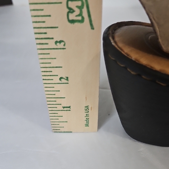 Born Black Leather Mules with Ergonomic Design - Picture 5 of 13